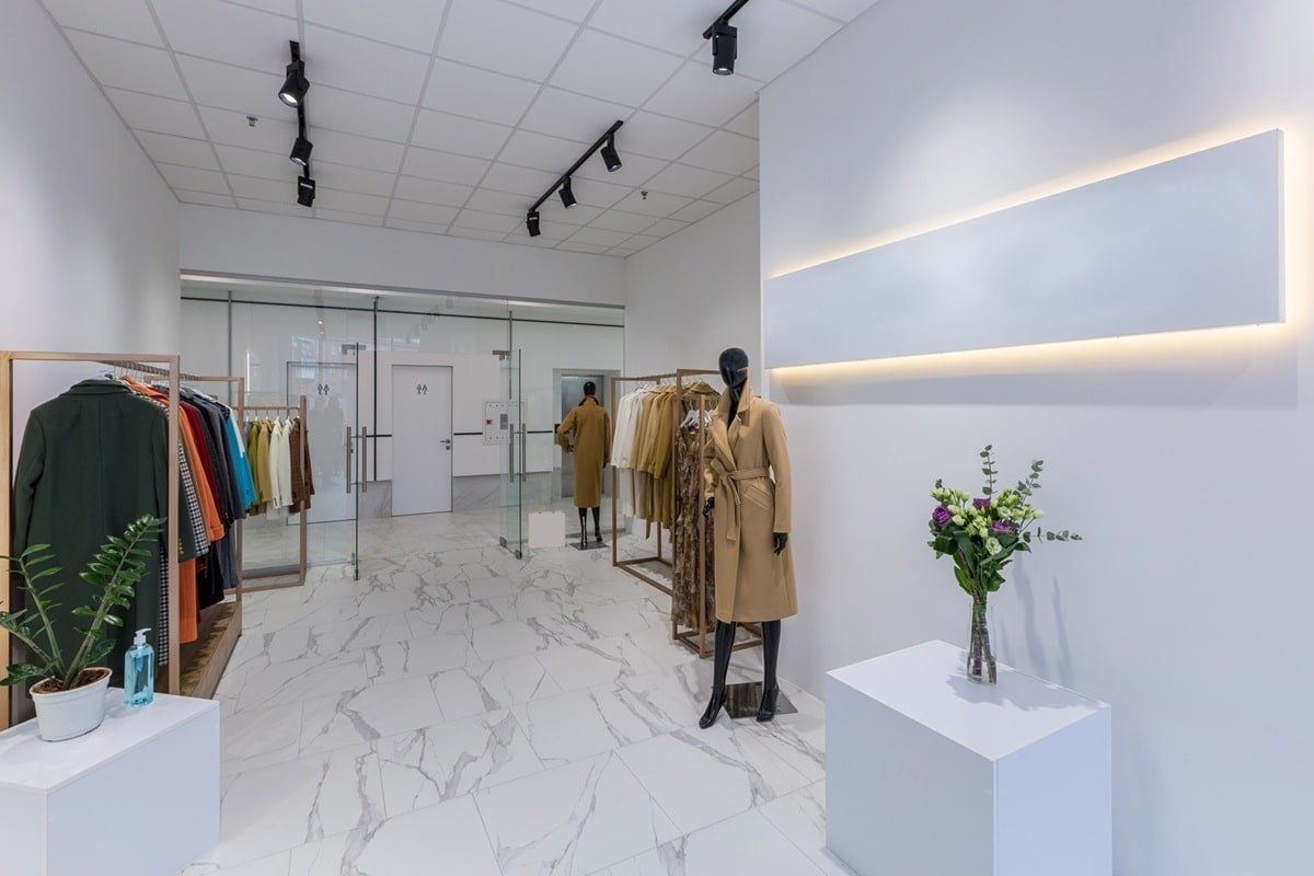 clothing-store-modern-style-with-glass-stained-glass-clothes-hanger-min